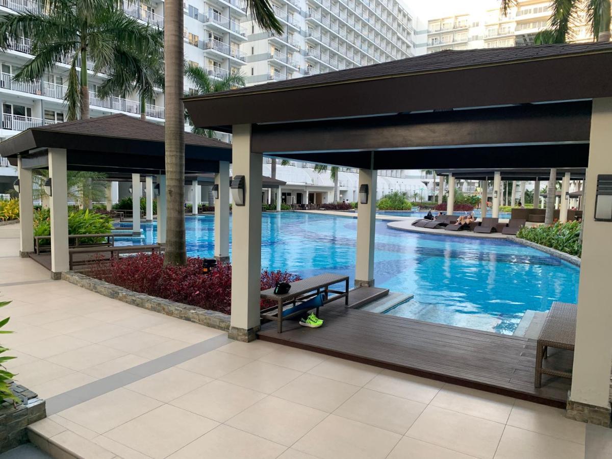 Kathys Crib At Shell Residences 마닐라 외부 사진