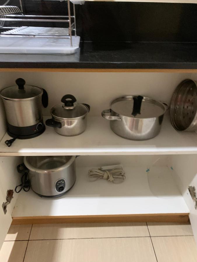 Kathys Crib At Shell Residences 마닐라 외부 사진